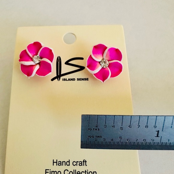 Plumeria Earrings - Picture 2 of 4